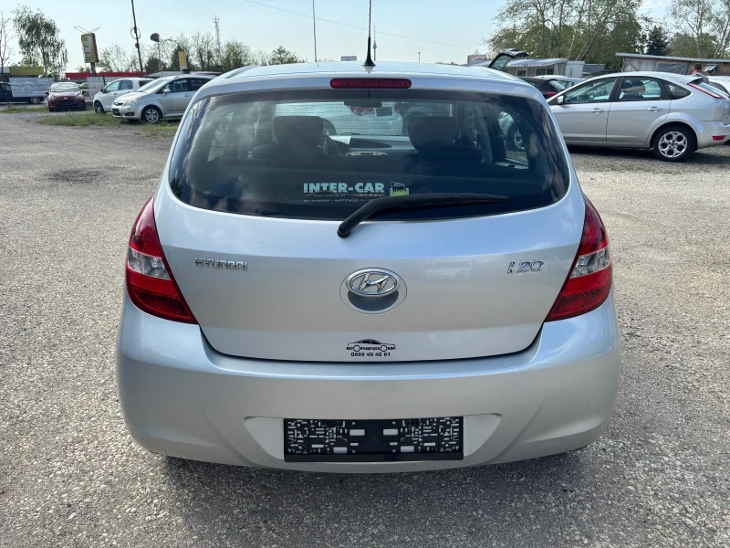 Hyundai I20 2011+ 1.3+ 155хл+ 4 З.ГУМИ+ КАТО НОВ, снимка 5 - Автомобили и джипове - 50024242