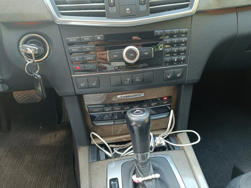 Mercedes-Benz E 250 W212, снимка 13 - Автомобили и джипове - 51010570