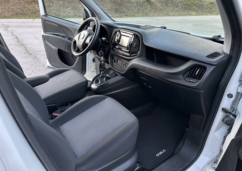 Fiat Doblo 1.6 M-Jet* MAXI* КЛИМАТРОНИК* ЕВРО 6, снимка 11 - Автомобили и джипове - 51556323