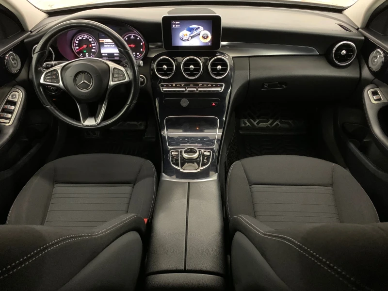 Mercedes-Benz C 220 CDI Топ състояние, снимка 12 - Автомобили и джипове - 52420872