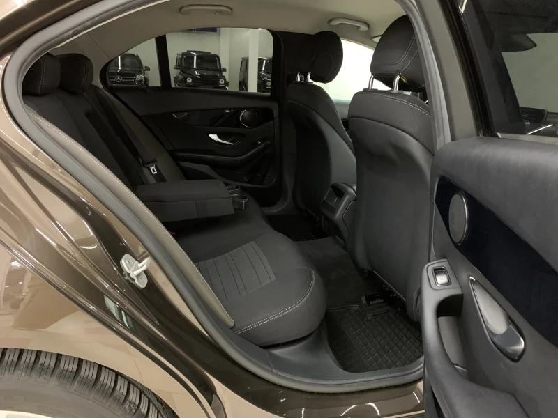 Mercedes-Benz C 220 CDI Топ състояние, снимка 16 - Автомобили и джипове - 52420872