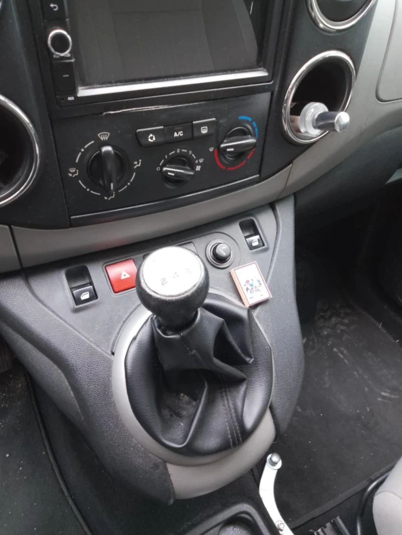 Peugeot Partner, снимка 7 - Автомобили и джипове - 52697706