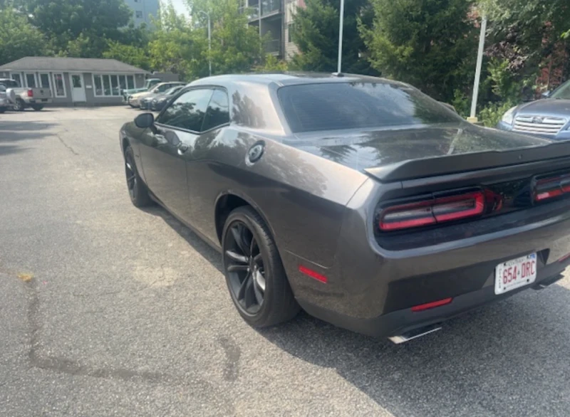 Dodge Challenger RT * * 8ZF * * CARFAX * * АВТО КРЕДИТ * * , снимка 7 - Автомобили и джипове - 52831779