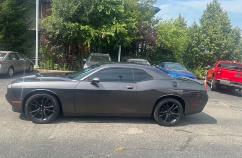 Dodge Challenger RT * * 8ZF * * CARFAX * * АВТО КРЕДИТ * * , снимка 8 - Автомобили и джипове - 52831779