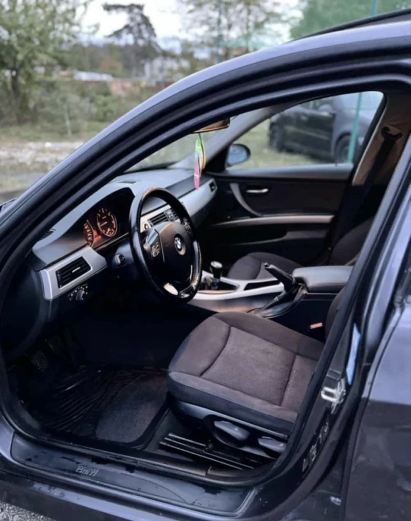 BMW 320, снимка 3 - Автомобили и джипове - 52856220