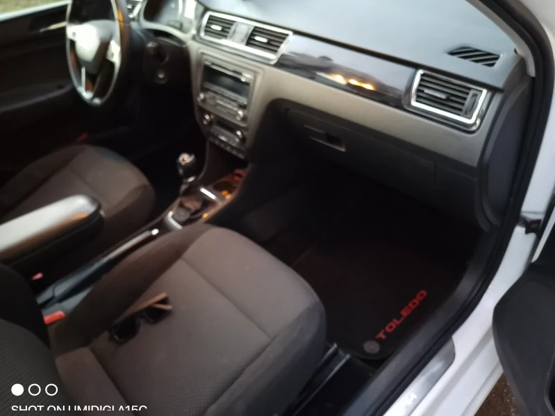 Seat Toledo 1.6TDI, снимка 3 - Автомобили и джипове - 52862834