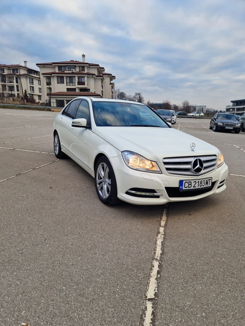 Mercedes-Benz C 300, снимка 2 - Автомобили и джипове - 52956806