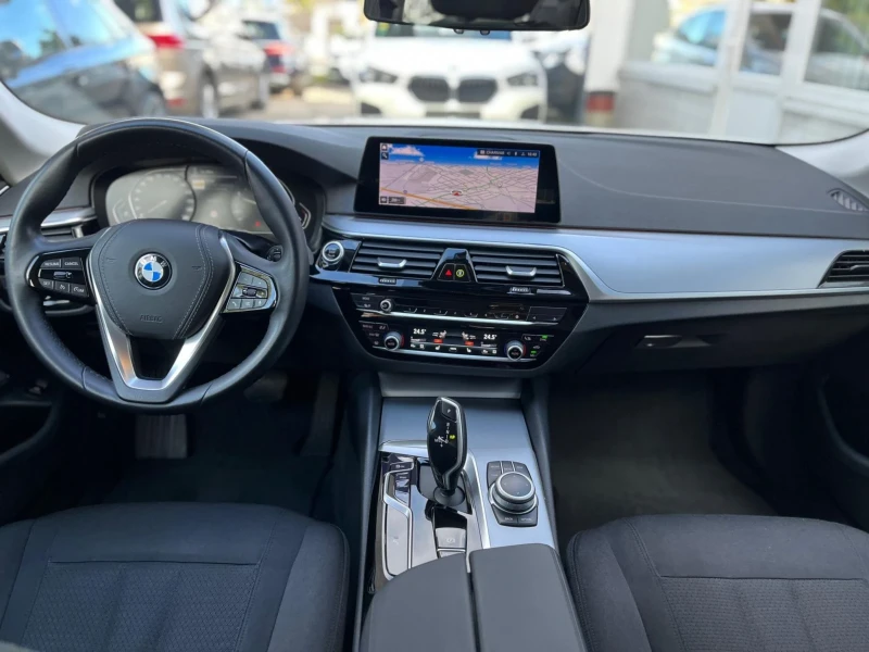 BMW 520 520d mild hybrid, снимка 10 - Автомобили и джипове - 53379557