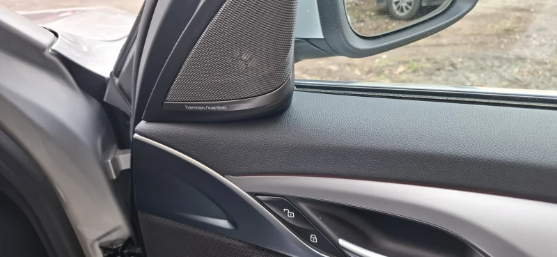 BMW 520 520d mild hybrid, снимка 6 - Автомобили и джипове - 53379557