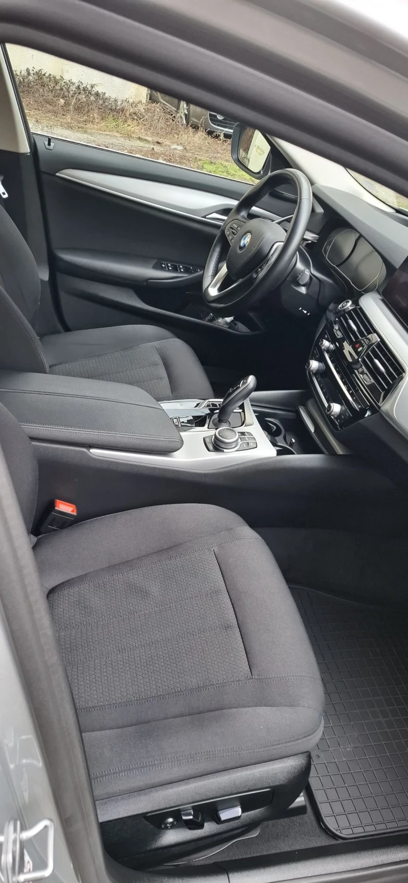 BMW 520 520d mild hybrid, снимка 7 - Автомобили и джипове - 53379557