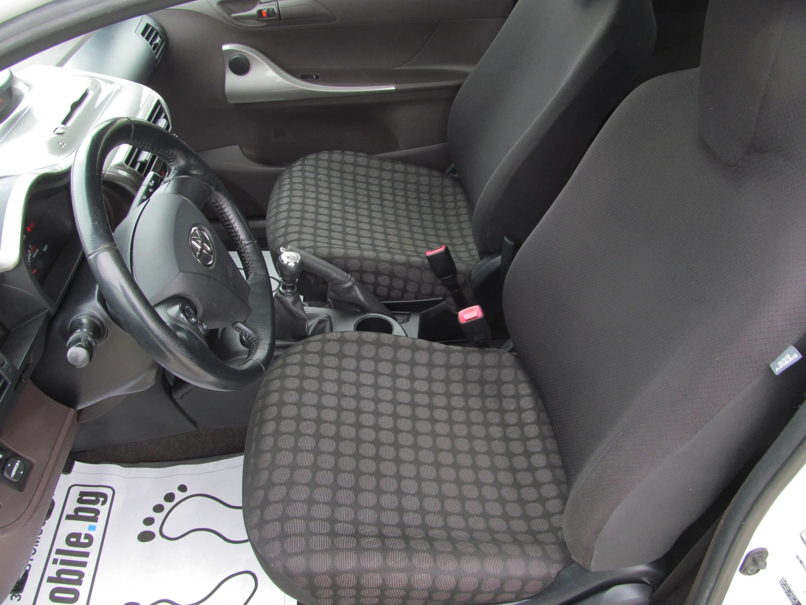Toyota IQ VVT-i/ | Mobile.bg   11