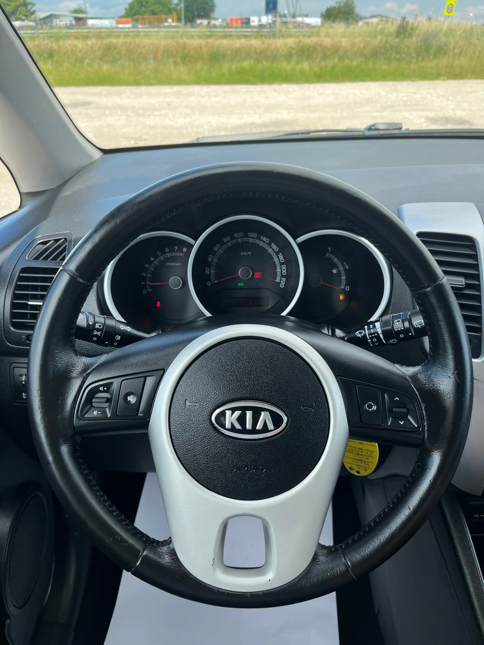 Kia Venga 1.4i - изображение 10