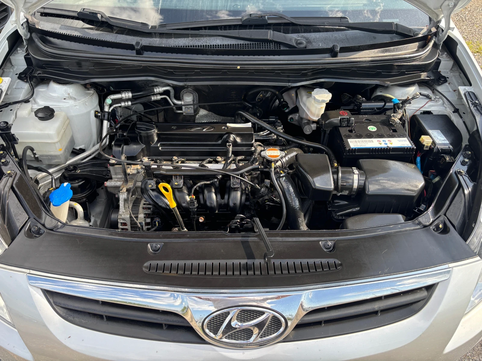 Hyundai I20 2011+ 1.3+ 155хл+ 4 З.ГУМИ+ КАТО НОВ | Mobile.bg — изображение 17