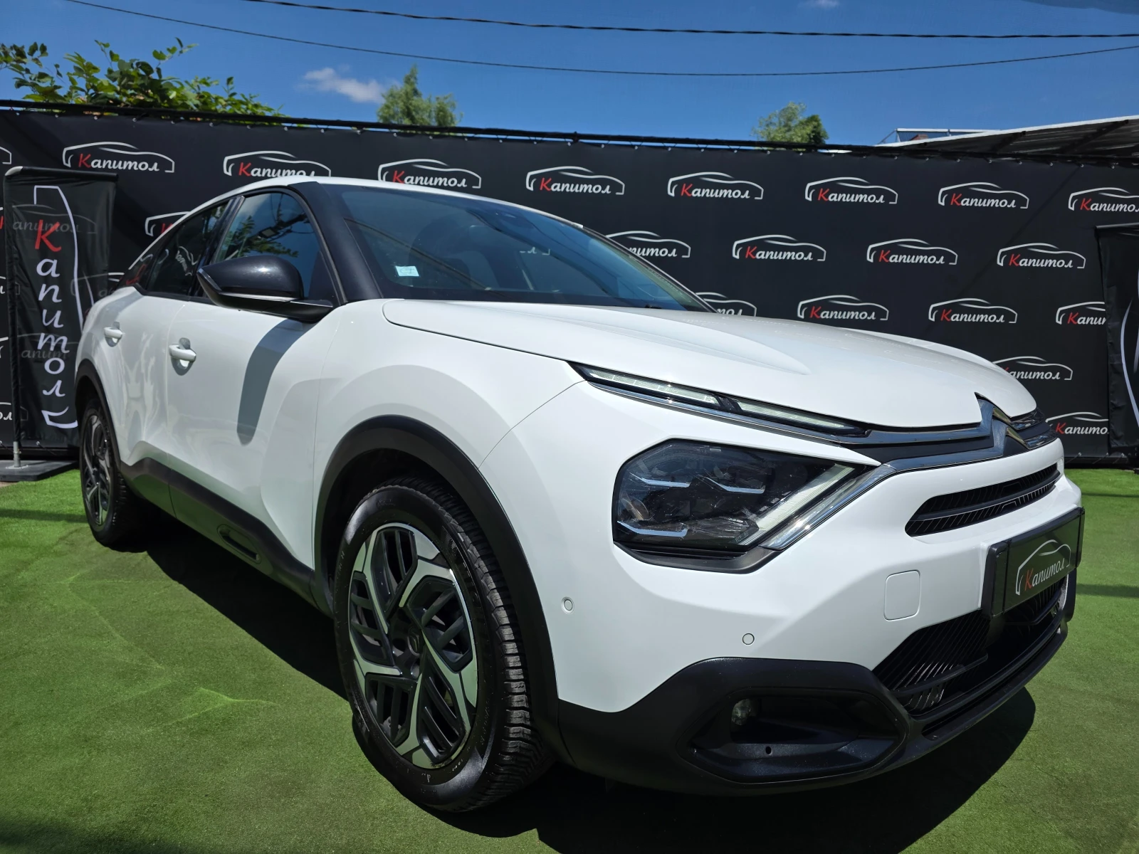 Citroen C4 1. 5 BlueHDi 131 FEEL S&S EAT8 - изображение 3