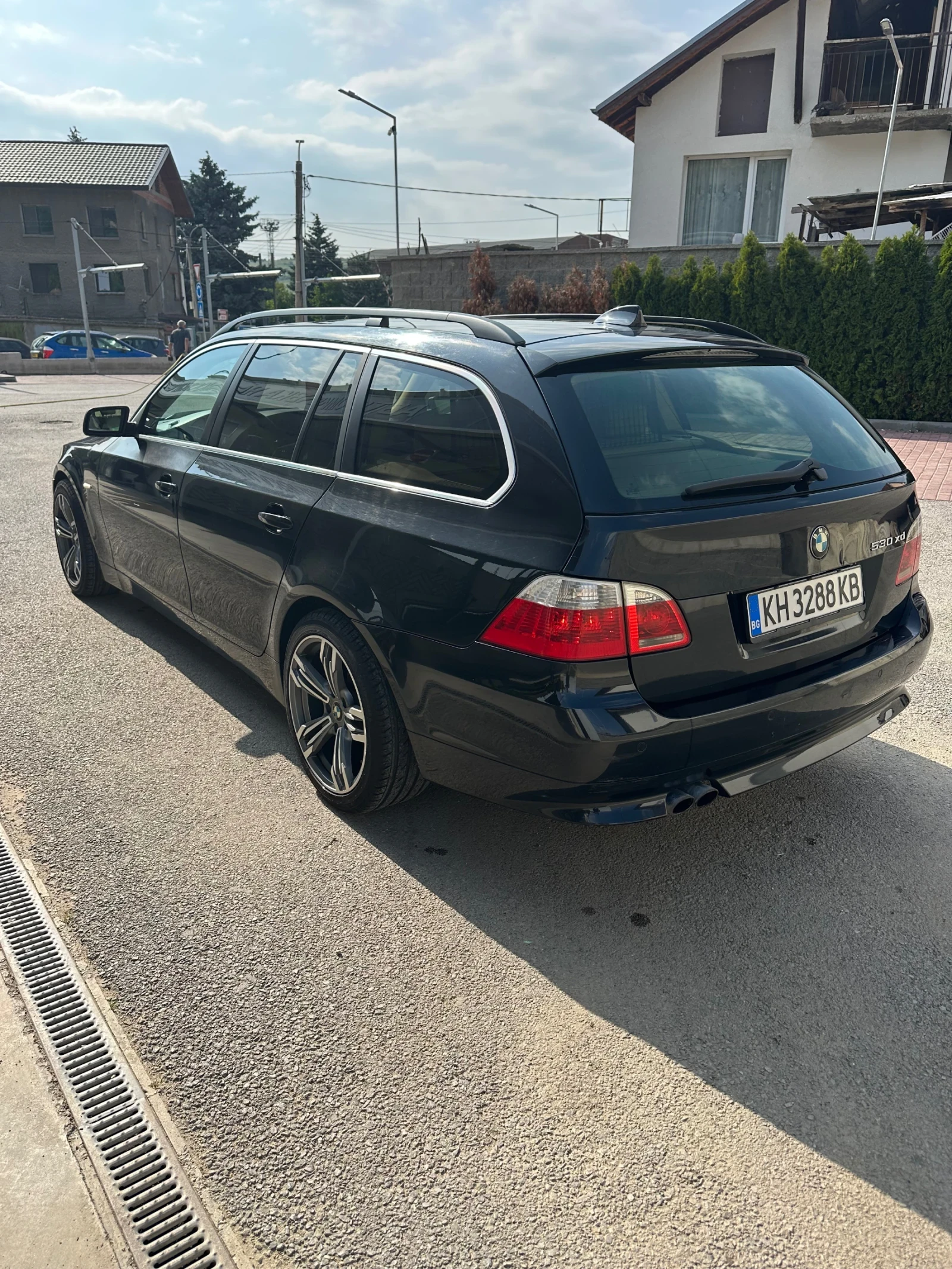 BMW 530 3.0D xDrive - изображение 3