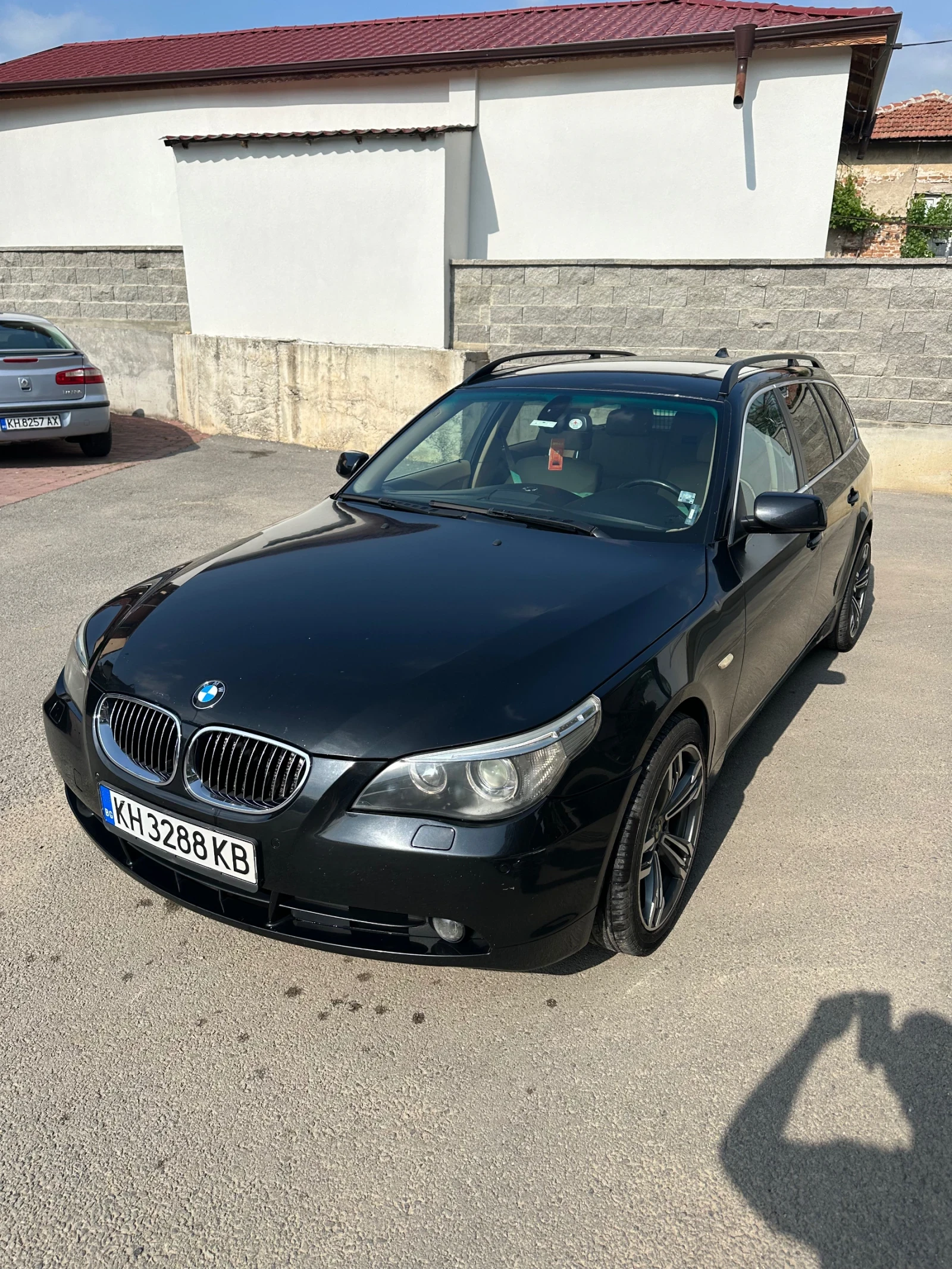 BMW 530 3.0D xDrive - изображение 2