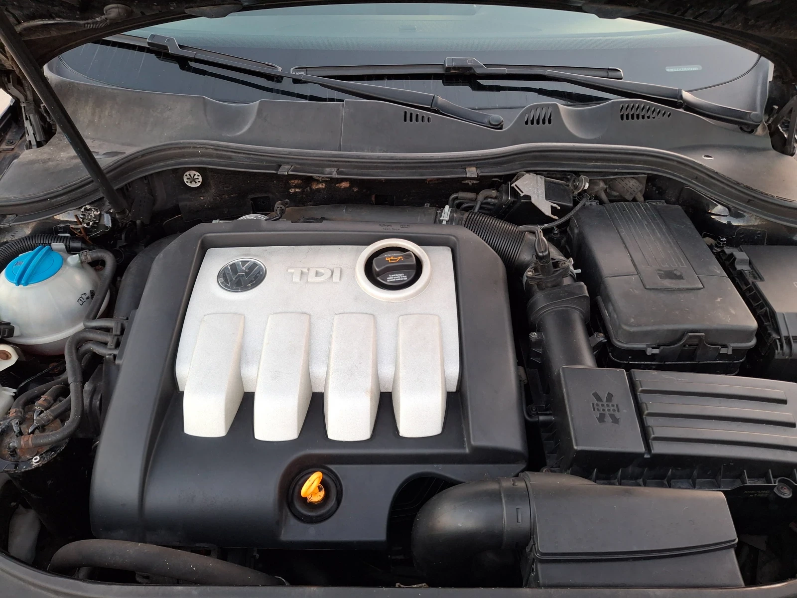 VW Passat 1.9TDI 105к.с - изображение 10