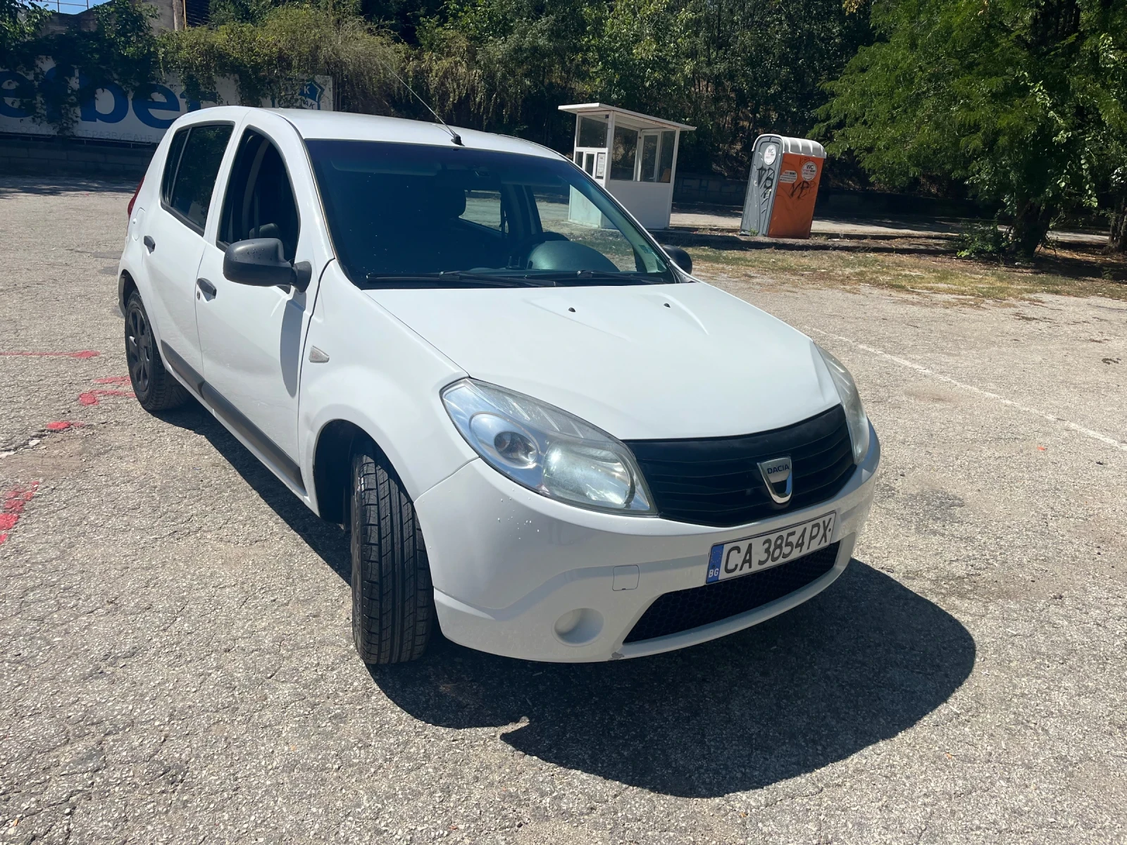 Dacia Sandero 1.2 N1 - изображение 2
