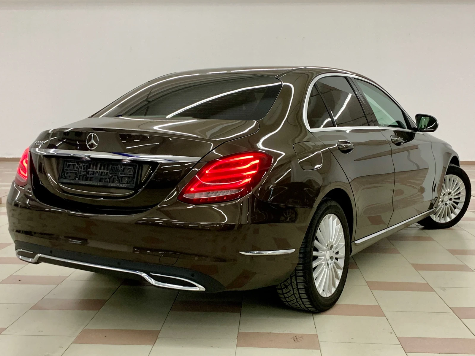 Mercedes-Benz C 220 CDI Топ състояние - изображение 2