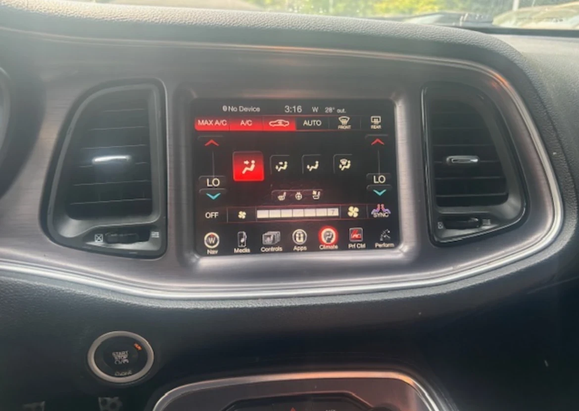 Dodge Challenger RT * * 8ZF * * CARFAX * * ���� ������ * *  | Mobile.bg � ����������� 11