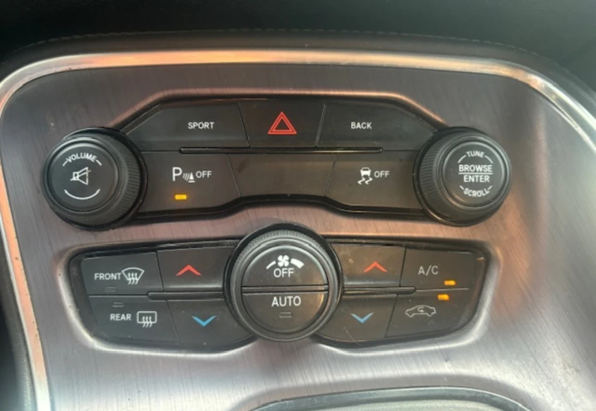 Dodge Challenger RT * * 8ZF * * CARFAX * * ���� ������ * *  | Mobile.bg � ����������� 12