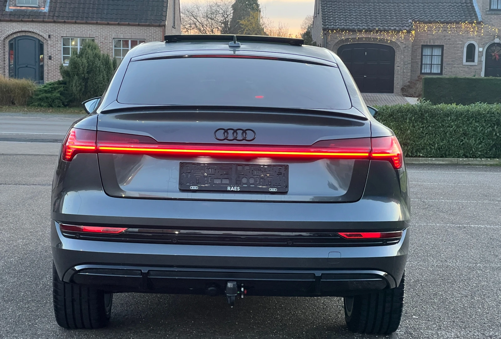 Audi E-Tron 55 S Line Лизинг - изображение 7