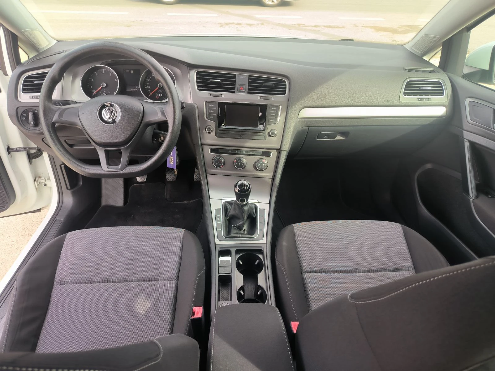VW Golf 1.2tsi-6sk-Euro-5B, снимка 14 - Автомобили и джипове - 53733252