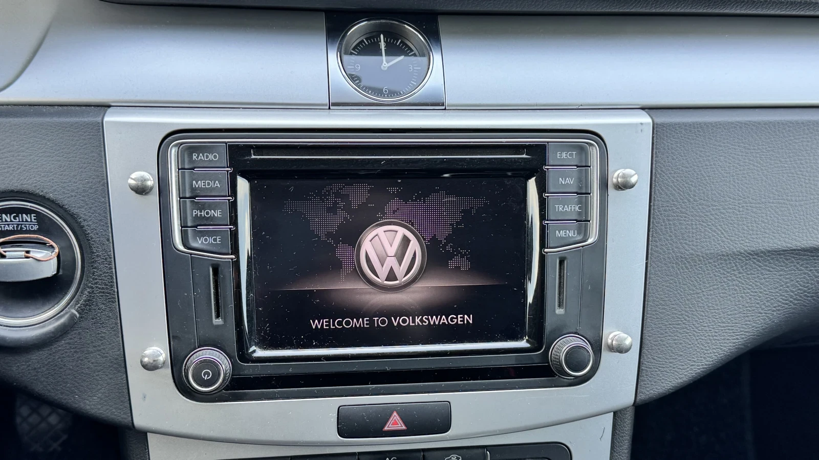 VW Passat, снимка 10 - Автомобили и джипове - 53862669