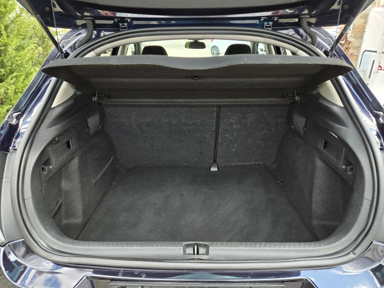 Citroen C4 1.6HDI-99кс= FACE= NAVI= АВТОПИЛОТ= КЛИМАТРОНИК, снимка 10 - Автомобили и джипове - 53977962