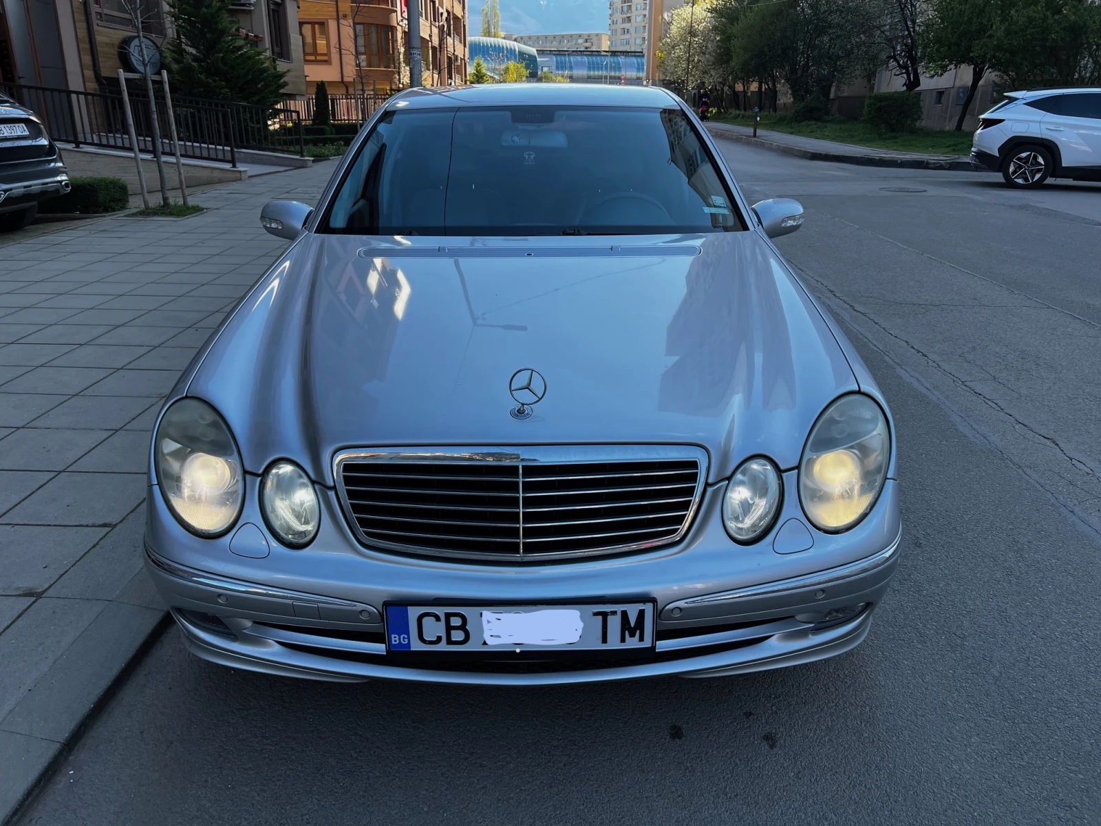 Mercedes-Benz E 280 ОТЛИЧЕН АВТОМАТ, снимка 2 - Автомобили и джипове - 54430176