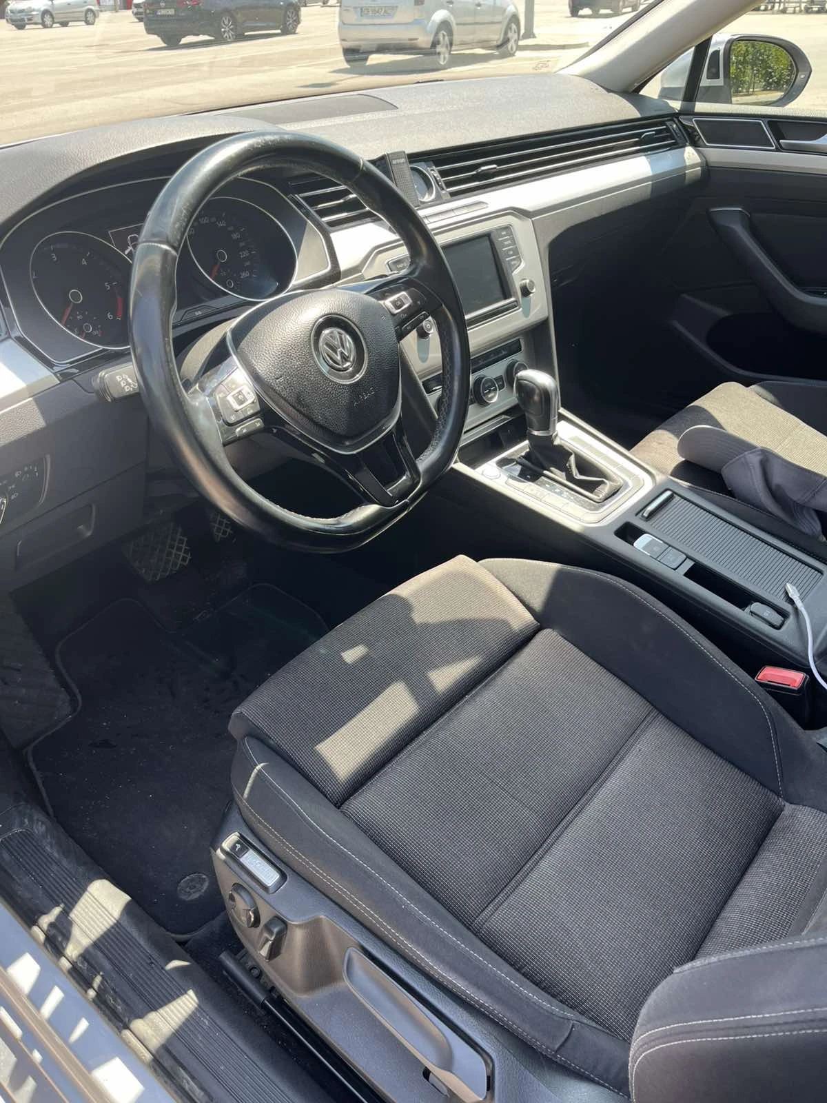 VW Passat N1, снимка 3 - Автомобили и джипове - 55689444