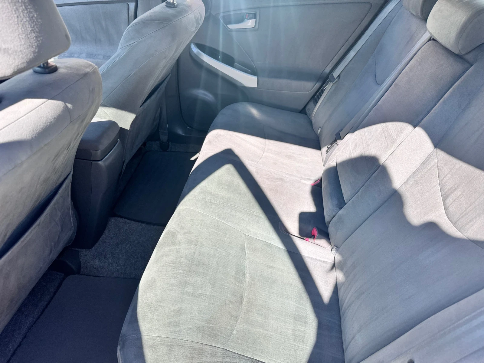 Toyota Prius, снимка 5 - Автомобили и джипове - 55740444