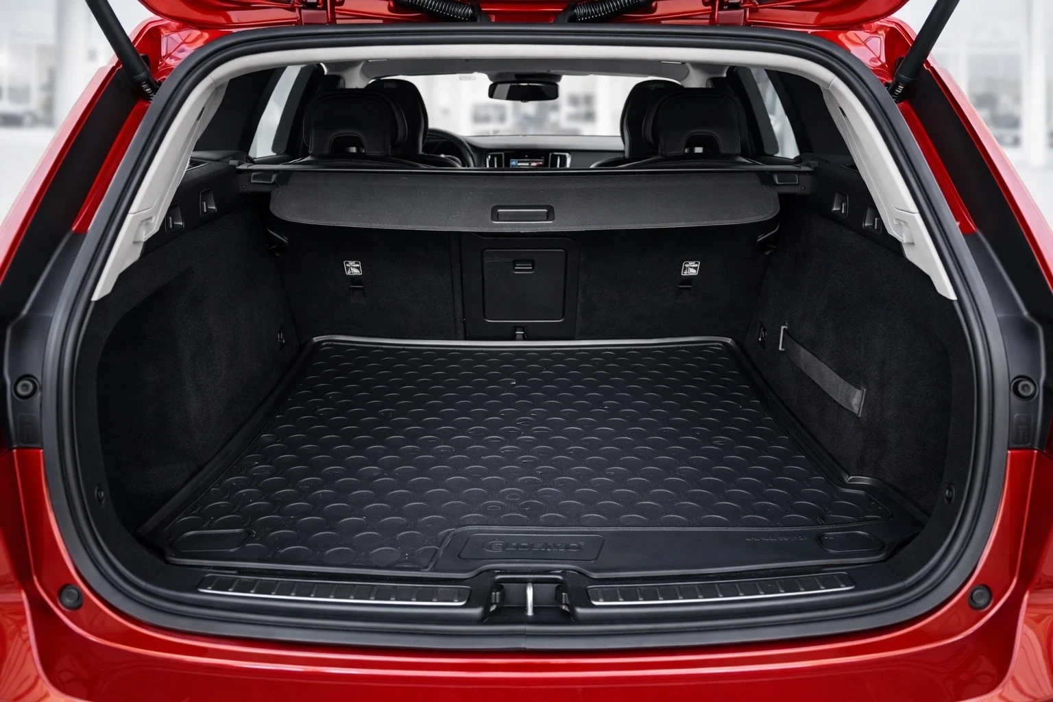 Volvo V60 2.0 D4 Diesel /GERMANY /Уникат, снимка 15 - Автомобили и джипове - 55962831