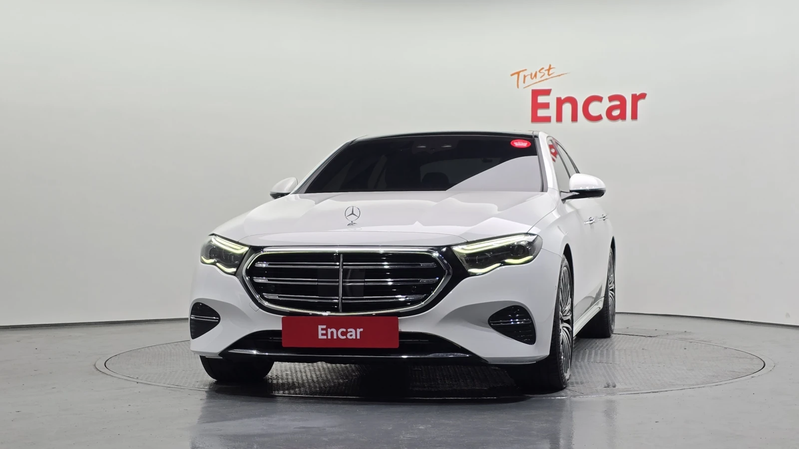 Mercedes-Benz E 450 HUD* SOFT CLOSE* ��. ��������* 360* ������ ���� | Mobile.bg � ����������� 3