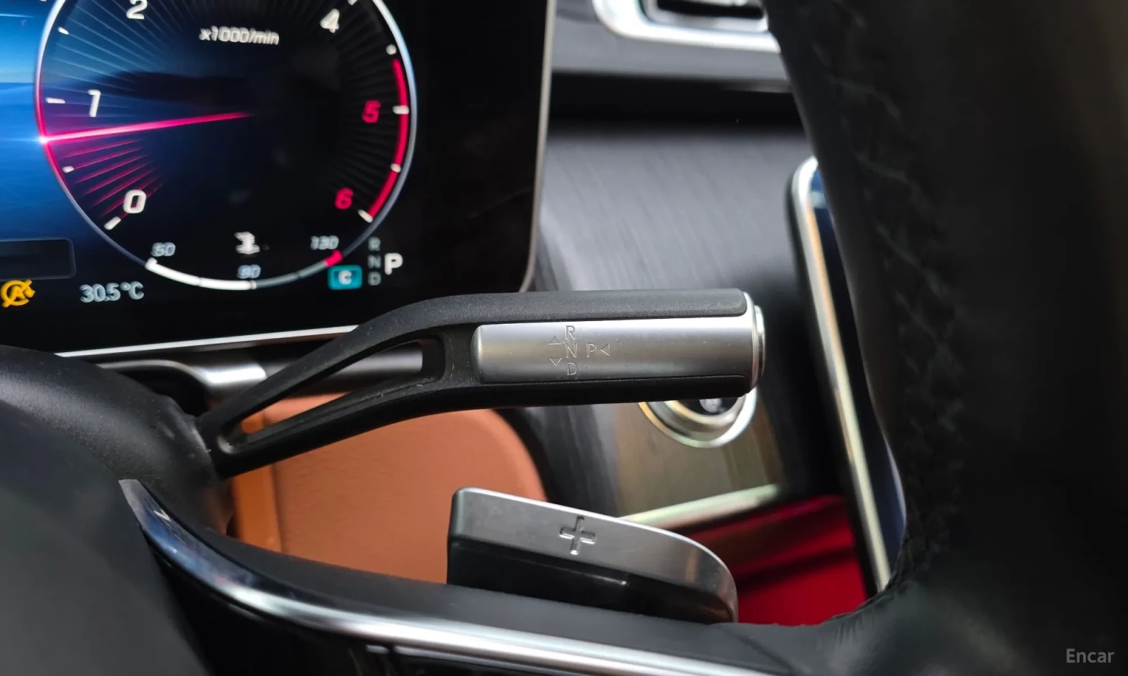 Mercedes-Benz S 350 Кафяв салон\360 камери\Панорама, снимка 9 - Автомобили и джипове - 56185562