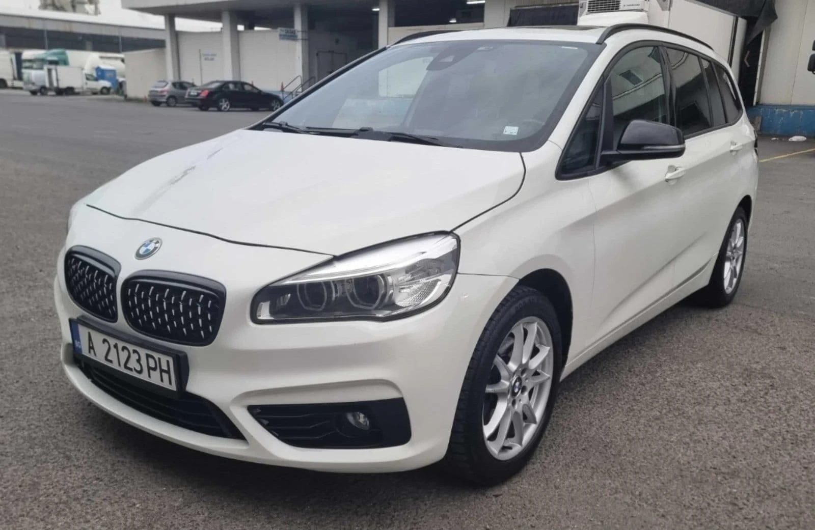 BMW 2 Gran Tourer, снимка 8 - Автомобили и джипове - 56323045