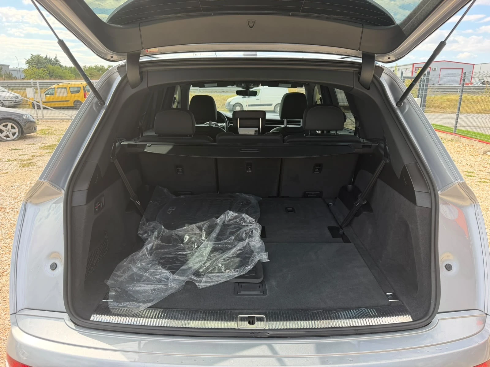 Audi Q8 3.0 TFSI S- Line, Внос, , , , снимка 10 - Автомобили и джипове - 56331416