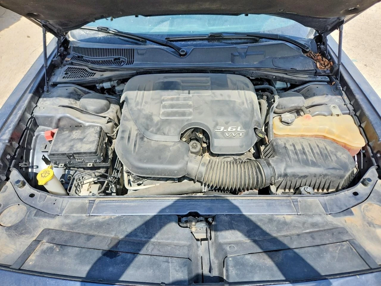 Dodge Challenger SXT V6| 8ZF| ������ ������ | Mobile.bg � ����������� 11