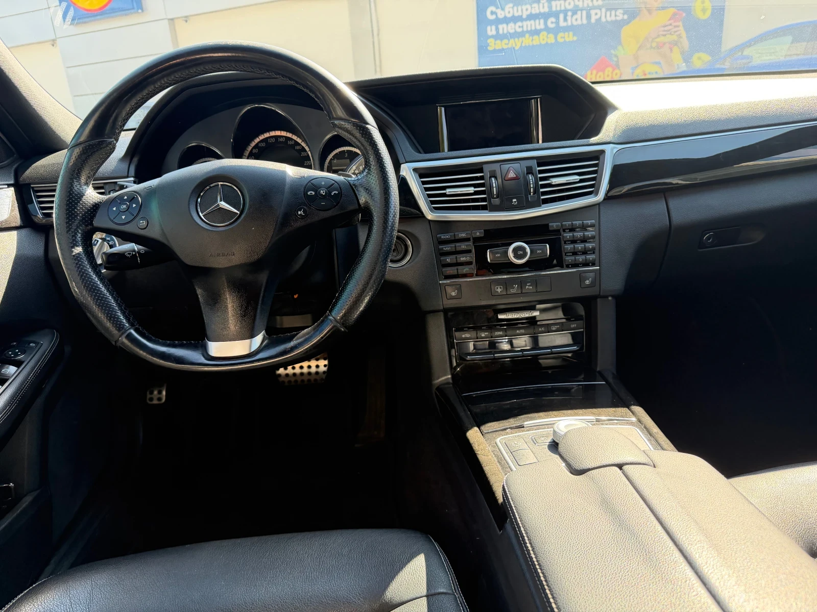 Mercedes-Benz E 350 CDI, снимка 12 - Автомобили и джипове - 56410348