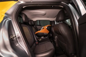 Jeep Avenger Electric SUV * ZERO EMISSIONS * FULL LED, снимка 12