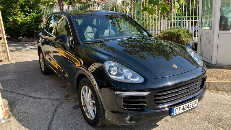 Porsche Cayenne 3.0D, снимка 3 - Автомобили и джипове - 47360951