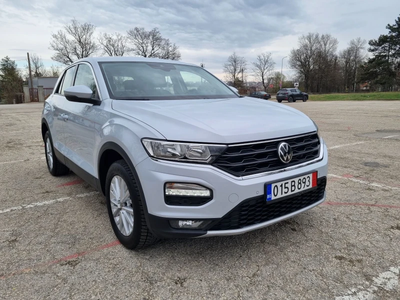 VW T-Roc 2.0TDI DSG7 Distr LED Assist, снимка 2 - Автомобили и джипове - 49530758