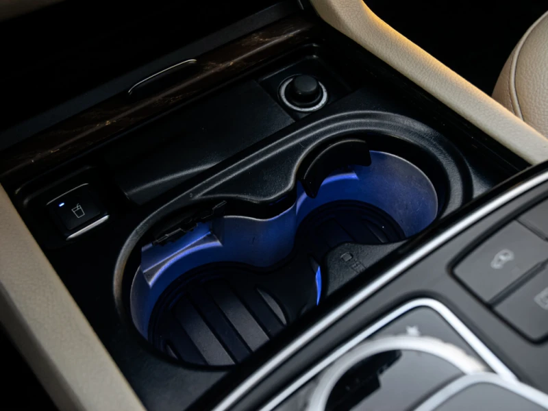 Mercedes-Benz GLE 400  С РЕГИСТРАЦИЯ & АВТО КРЕДИТ , снимка 13 - Автомобили и джипове - 53256561