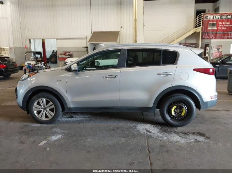 Kia Sportage 2.4L I-4 DI, DOHC, VVT, 181HP All Wheel Drive, снимка 6 - Автомобили и джипове - 53500783