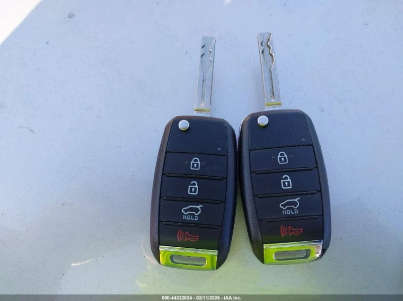 Kia Sportage 2.4L I-4 DI, DOHC, VVT, 181HP All Wheel Drive, снимка 3 - Автомобили и джипове - 53500783