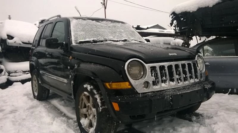 Jeep Cherokee 2.8 CRDI, снимка 3 - Автомобили и джипове - 49530276