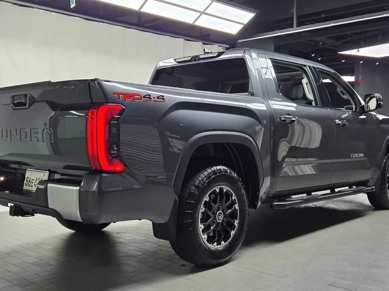 Toyota Tundra 3.5, снимка 13 - Автомобили и джипове - 55030364