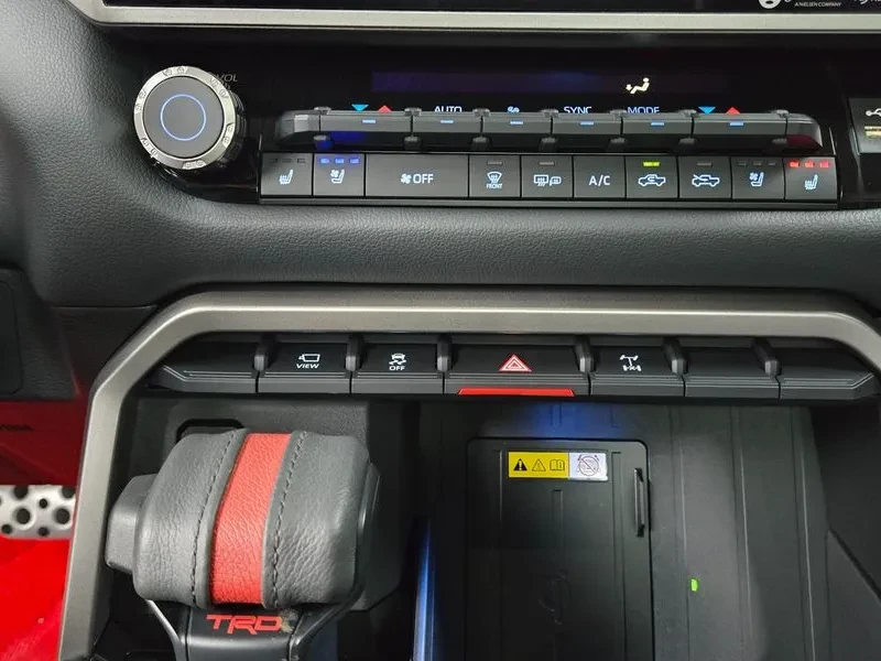 Toyota Tundra 3.5, снимка 17 - Автомобили и джипове - 55030364