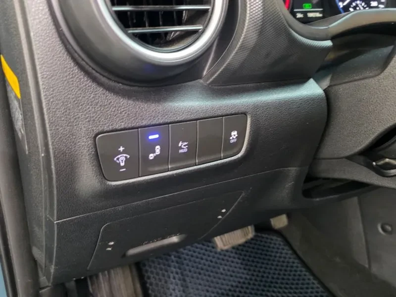 Hyundai Kona 1.6 Turbo 4Wd Premium, снимка 17 - Автомобили и джипове - 56321498
