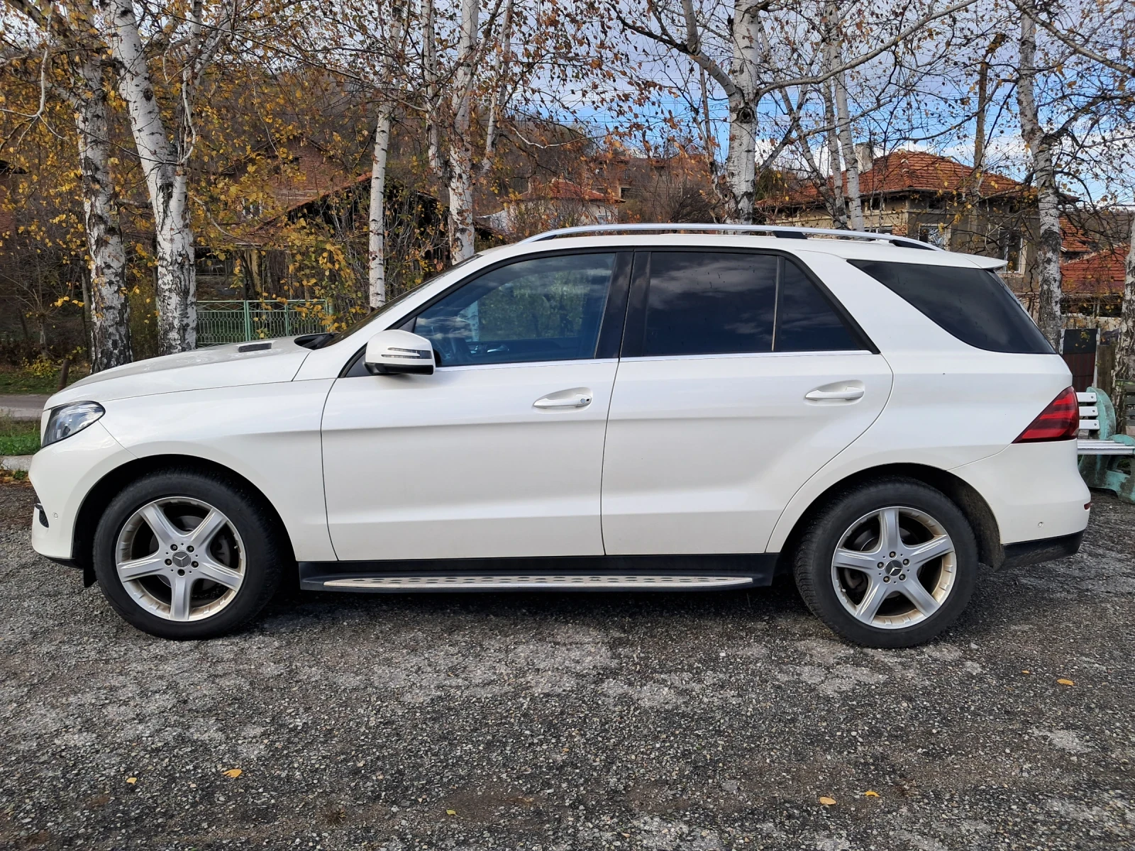 Mercedes-Benz GLE 350 Airmatic, подгрев, обдухване, лед фарове - изображение 6